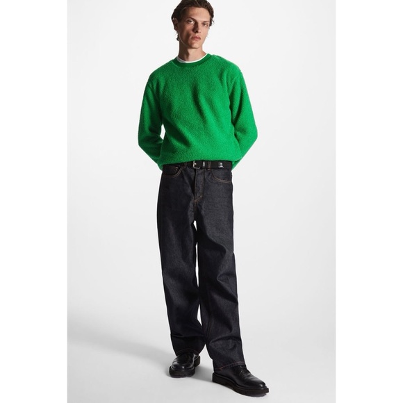 COS Men’s Relaxed Fit Teddy Sweatshirt Size Medium Green Long Sleeve Crew Neck - Picture 2 of 12